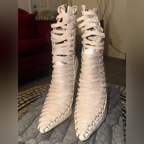 Azalea Wang “Sniper” Croc-Embossed Lace-Up Stiletto Boot in Beige - Picture 3 of 11